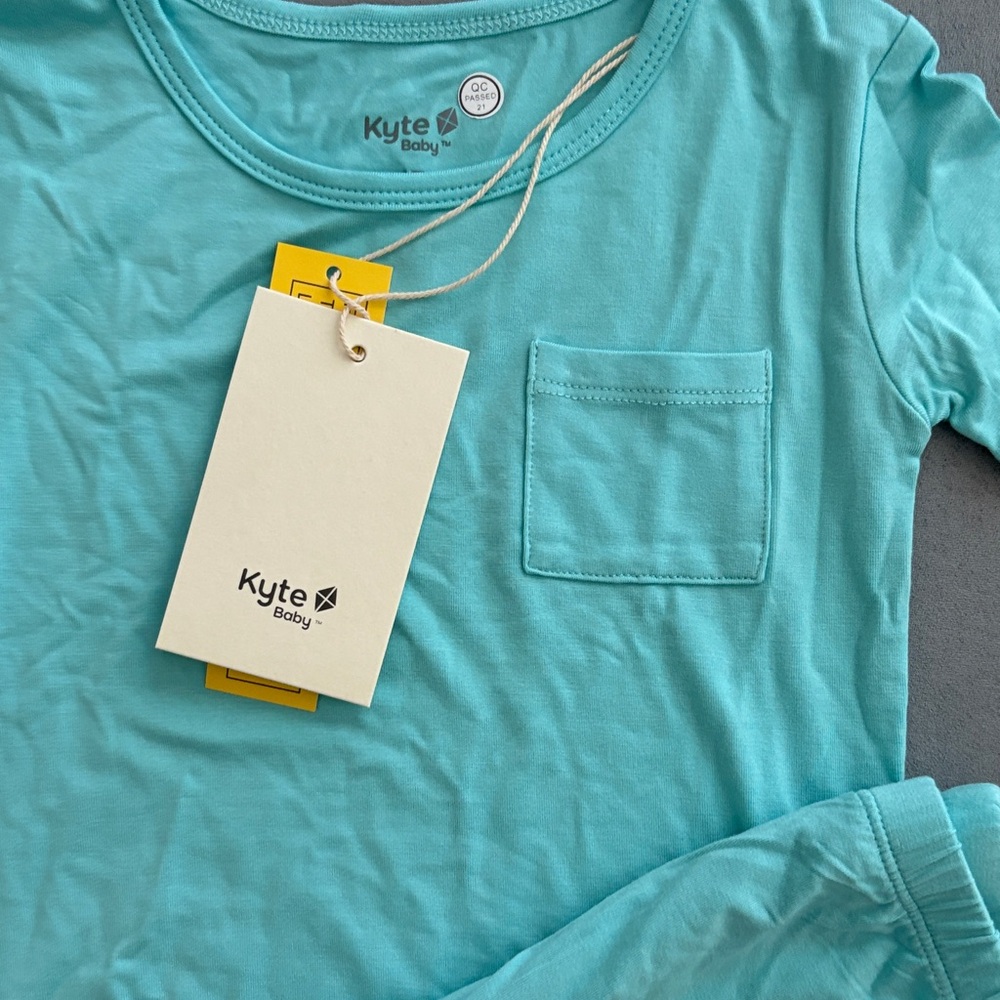 Kyte BABY Turquoise Kids Pajama Set - Picture 4 of 4